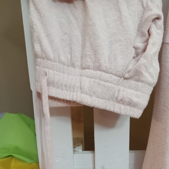 DENVER HAYES pink pajamas set - Picture 3 of 5